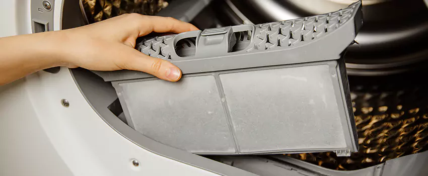 Signs Of A Clogged Dryer Lint Trap in Matteson, Illinois